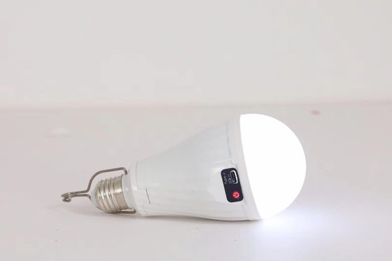 Lampada a LED per il servizio di soluzioni di illuminazione 15W E27 B22 Batteria ricaricabile agli ioni di litio AC/DC