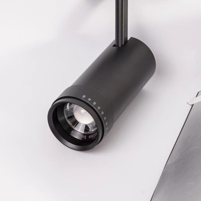 90 Ra 1CCT Driver incorporato Anti-abbagliamento 10-60 gradi Lente zoomabile LED Focus Light Track Light 0,8kg