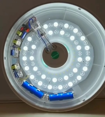Lampade di soffitto con sensore radar a batteria di litio e flusso luminoso di 1440lm