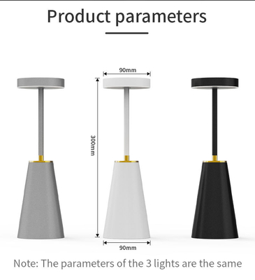 Lampada da tavolo moderna per camera da letto con ricarica wireless e attenuazione durata di vita di 15000 ore