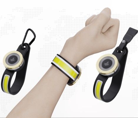 15000 ore di lavoro Multifunzionale luce di testa ricaricabile per il campeggio all'aperto