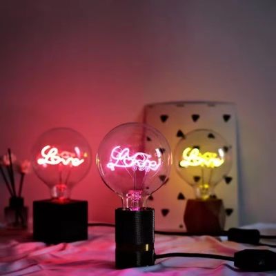 Lampada a filamento a LED Lettera di felicità per la famiglia Lampada a spirale unica a LED 0,2 kg Luce decorativa
