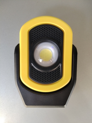 Classificazione IP65 700LM COB Chips ricaricabile Pocketable LED Work Light Tipo C per esterni