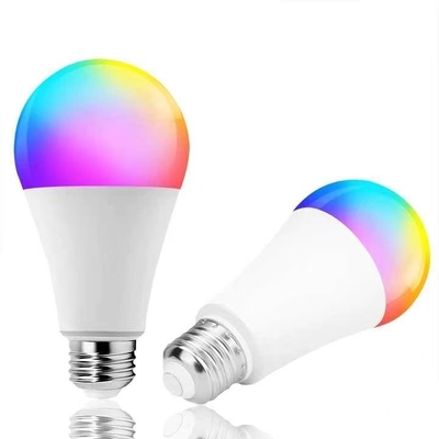 15000 ore di durata di vita Tuya Smart LED Bulb con controllo multi colore RGBCW e BT
