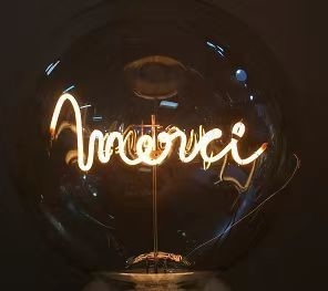 4W Lampada a filamento a LED dimmabile Serie G125 Ciao Lettera d'amore Base vetro Ambrone chiaro