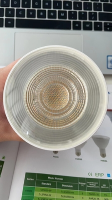 IP20 15W PAR38 Spotlight Peso del prodotto 0,2 kg Indice di riproduzione del colore Ra 80