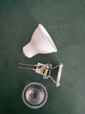 Lampada Flusso luminoso lm 550 MR16 Luce a LED 15/36/60/120D Angolo del fascio 15000 Durata di vita