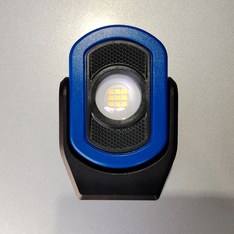 Lanterna a LED portatile per il lavoro in magazzino, laboratorio, ispezione e manutenzione di automobili
