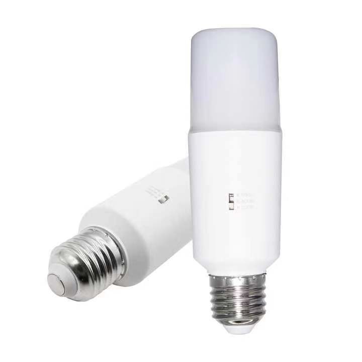 Lampade in plastica 8W12W Illuminazione lampadina a forma di T 3CCT 3000K/4500K/6000K 36000 ore di durata
