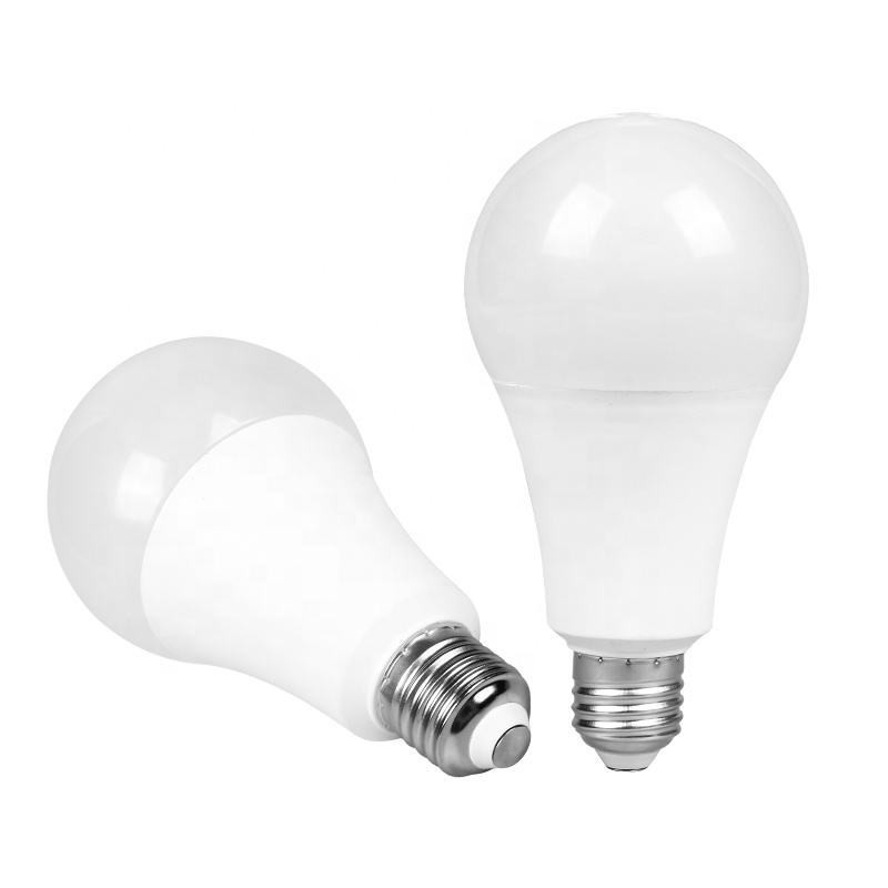 Alta luminosità A60 A70 LED Una lampadina con 80 Ra e 3000K/4000K/6500K temperatura del colore